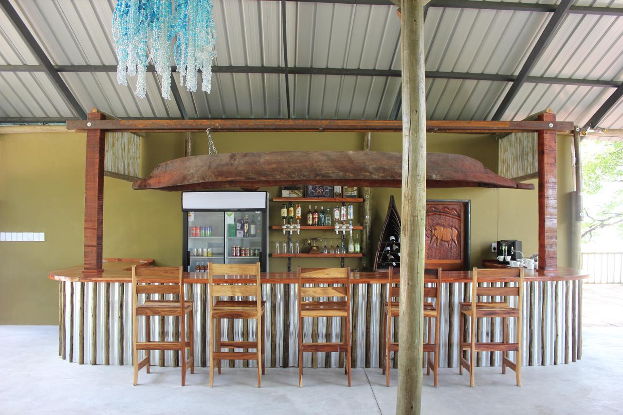 Caprivi Mutoya Lodge And Campsite كاتيما موليلو المظهر الخارجي الصورة