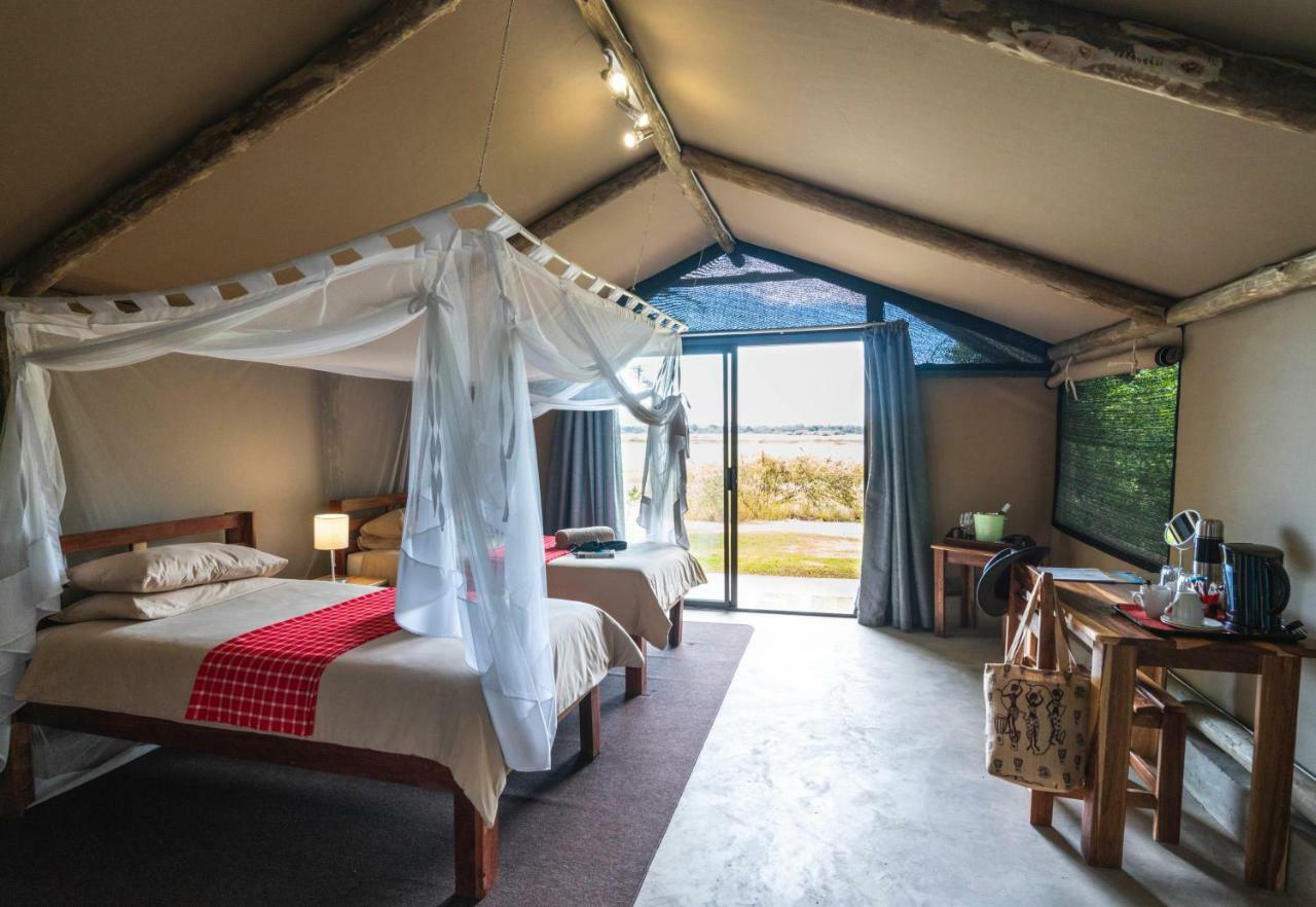 Caprivi Mutoya Lodge And Campsite كاتيما موليلو المظهر الخارجي الصورة
