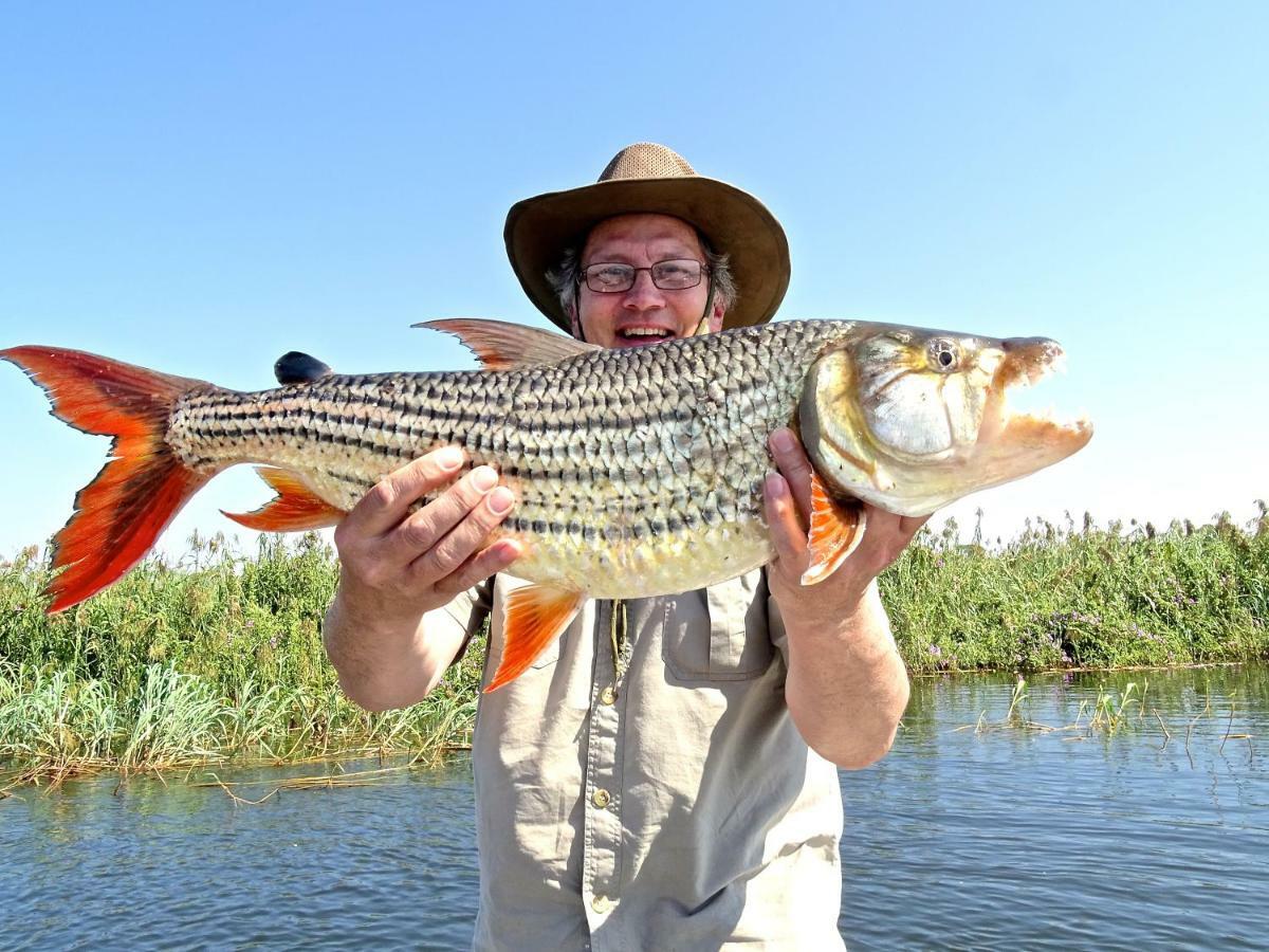 Caprivi Mutoya Lodge And Campsite كاتيما موليلو المظهر الخارجي الصورة